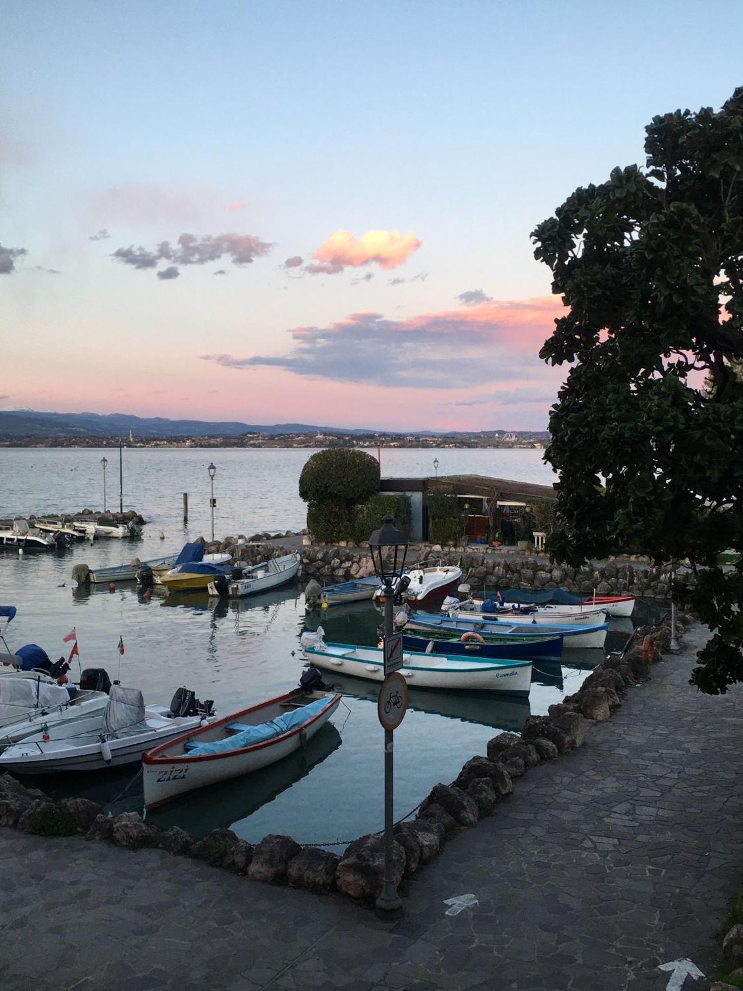 Casa Caterina Lake View Holidays Apartments Peschiera del Garda Exteriér fotografie